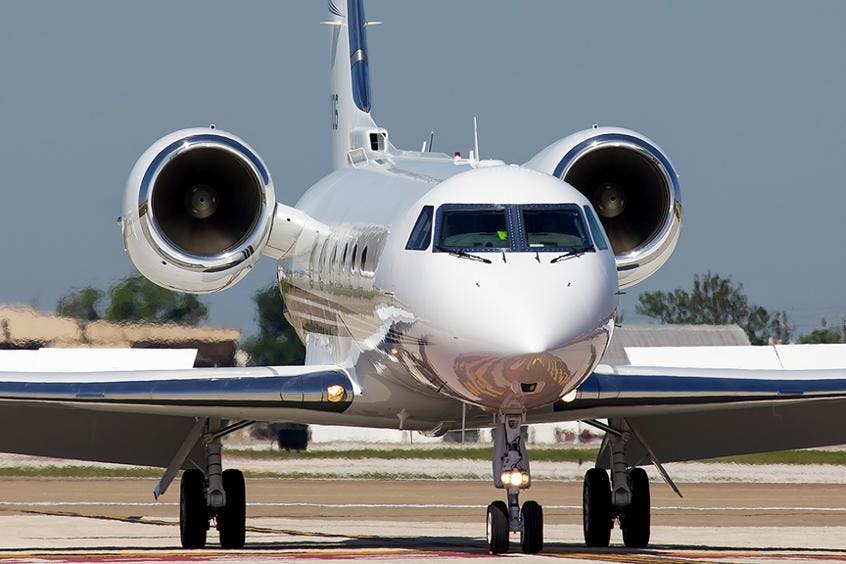 Gulfstream-GIV-PrivateFly-AA9814